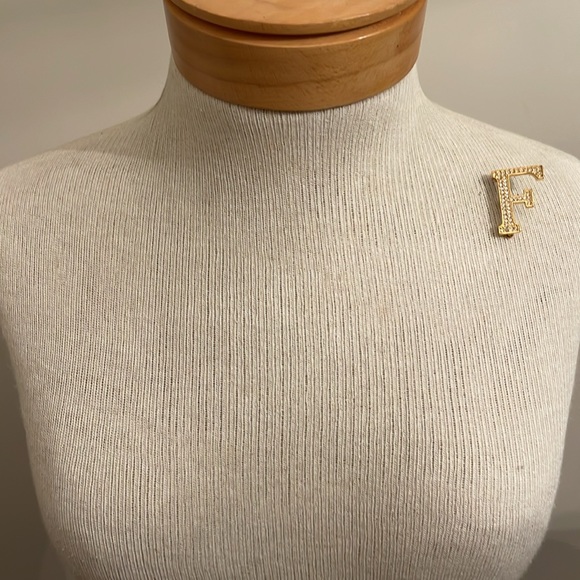 Anne Klein Gold-tone Rhinestone “F” Inital Pin - Picture 12 of 15